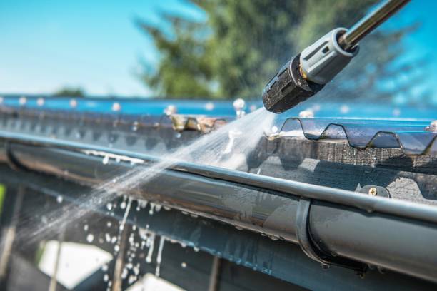 Best Sidewalk Pressure Washing  in Roaming Shores, OH