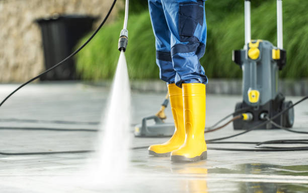 Best Deck Pressure Washing  in Roaming Shores, OH